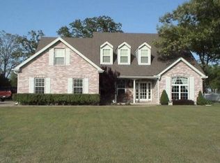 6006 Lake Breeze Rd, Grove, OK 74344