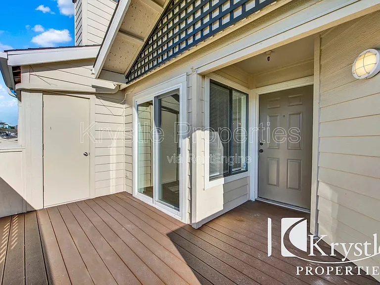 1201 Glen Cove Pkwy #1407 — Photo 3