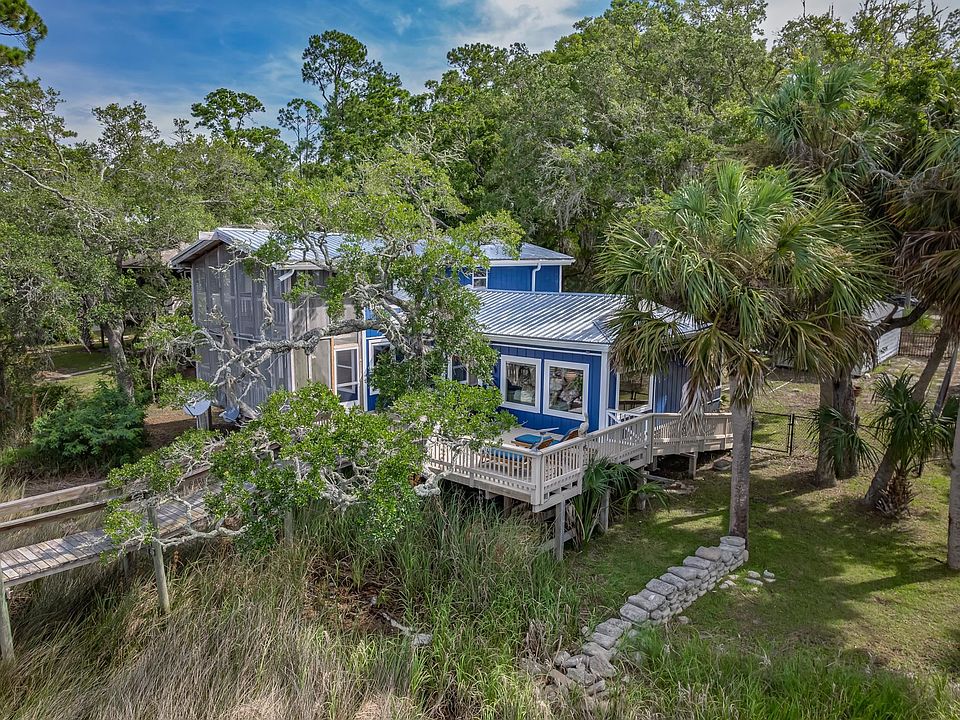 1st image of 88 River Dr