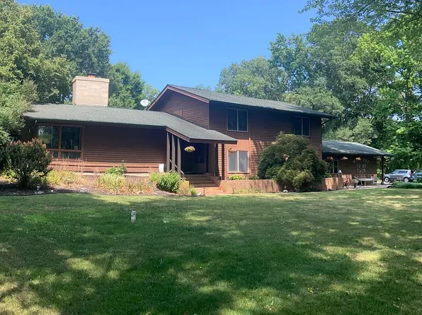 2075 Sharon Hill Rd, Dover, DE 19904