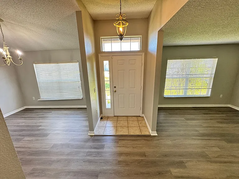 639 Bittern Ct — Photo 4