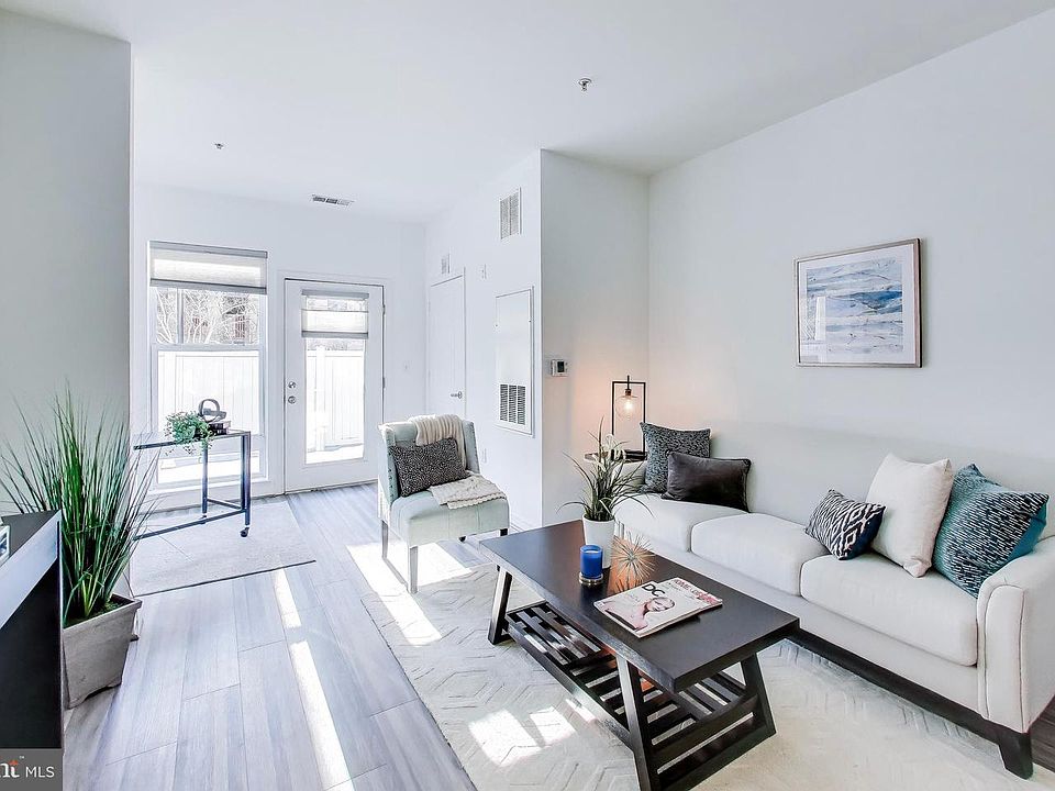 1st image of 8045 Newell St APT 121