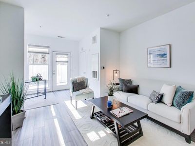 8045 Newell St APT 121, Silver Spring, MD, 20910
