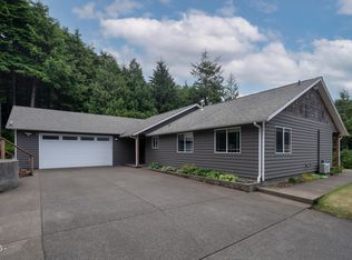5055 NW Terrace Ct, Waldport, OR 97394