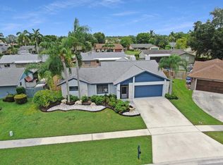 159 Parkwood Dr, Royal Palm Beach, FL 33411