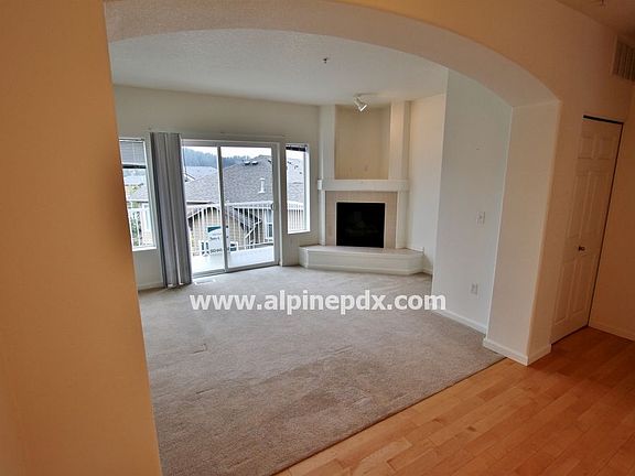 3CD1066C2AF043538565E090CE5C5C46_10272014