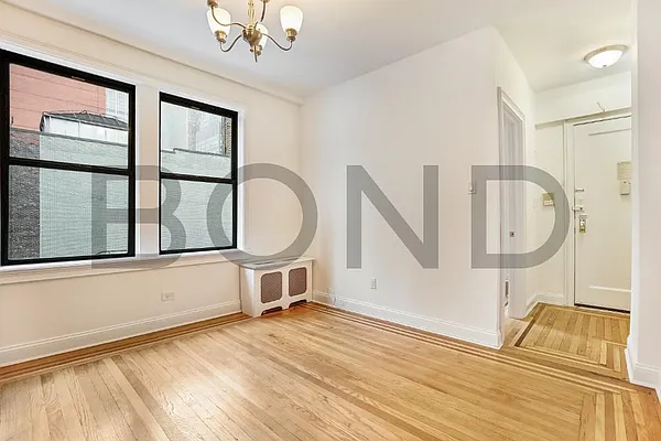 Rented by Bond New York | media 26