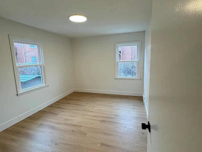 6639 W Bluemound Rd #4 — Photo 11