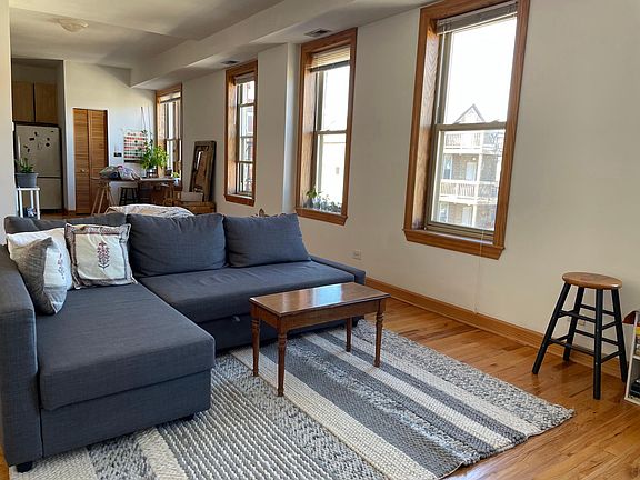 2nd image of 1363 N Bosworth Ave APT 10