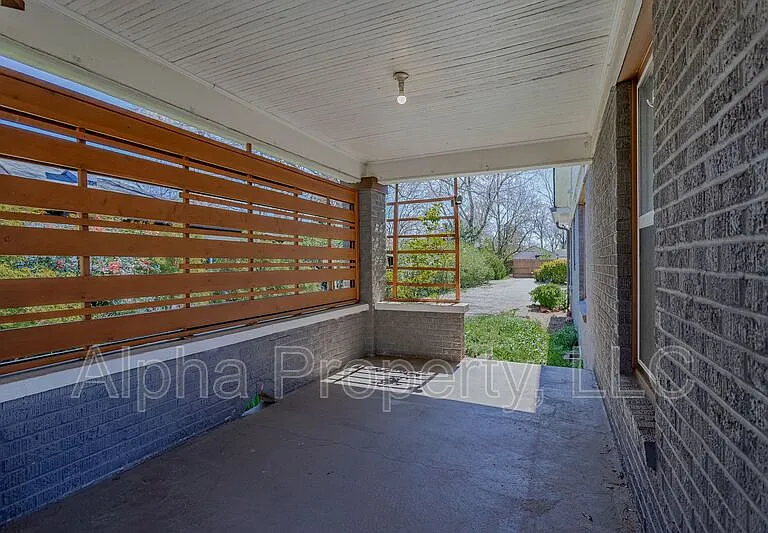 12 E Blue Ridge Dr — Photo 7