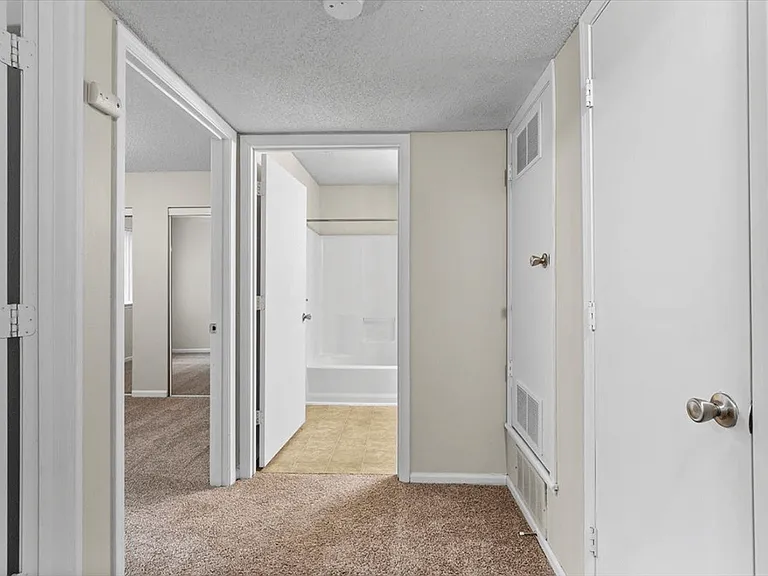 Seamless Flow Between Spaces