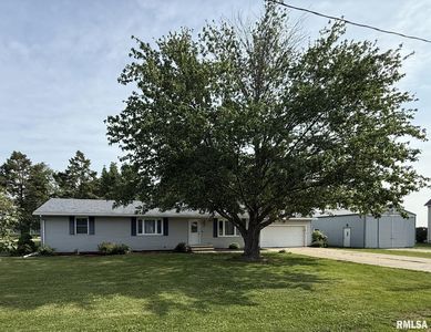 503 Lafayette St, La Fayette, IL, 61449