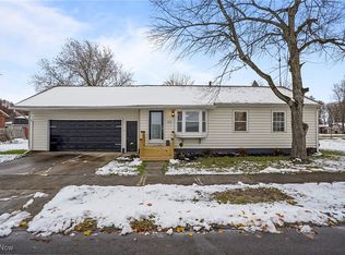 2748 Clearwater St NW, Warren, OH