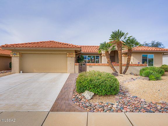 5th image of 814 E Desert Glen Dr