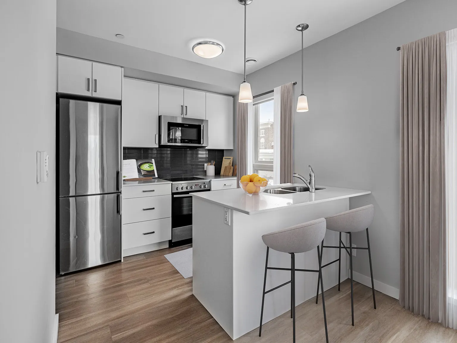 100 Walter Street — Photo 1