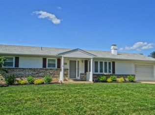 105 Pearl Dr, Carlisle, PA 17013