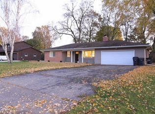520 Gabardine Ave, Portage, MI 49002