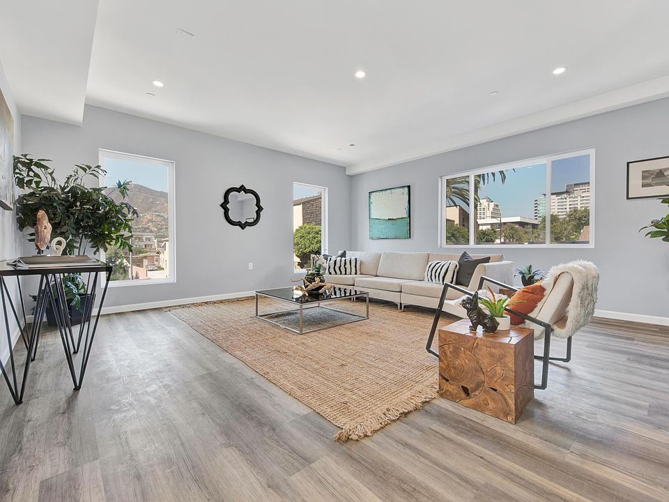 1st image of 366 Burchett St #216