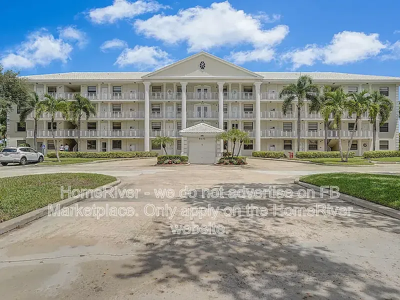 6073 Balboa Cir #105