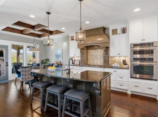 12011 W 164th Ter, Overland Park, KS 66221