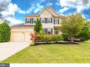 156 Dominion Dr, Mount Royal, NJ 08061