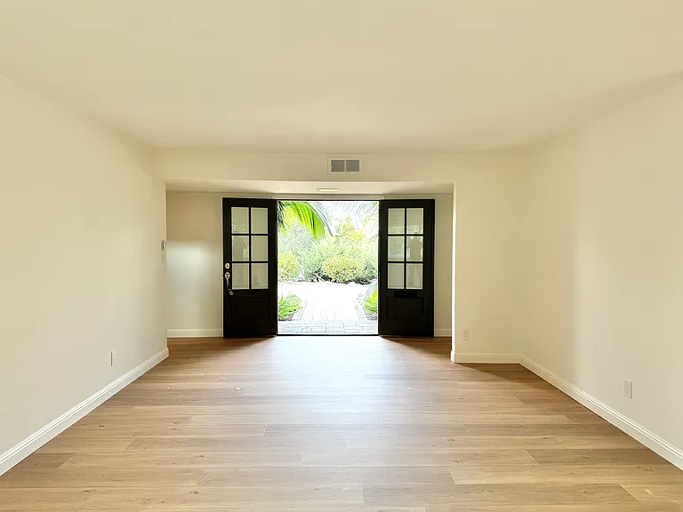 5770 Soledad Mountain Rd — Photo 49