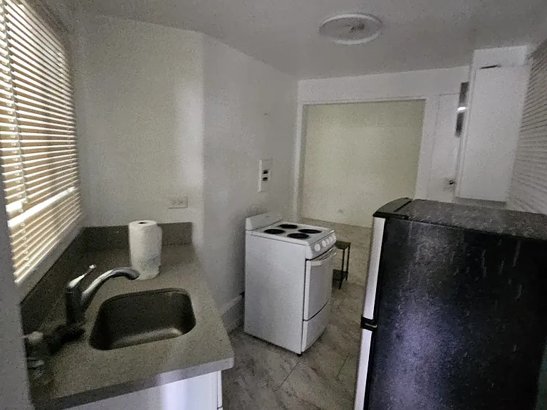 209 Kaiulani Ave #24 — Photo 5