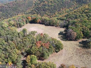 961 Almost Heaven Dr, Petersburg, WV 26847