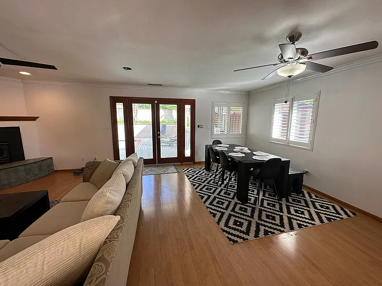 5022 Mount Etna Dr — Photo 7