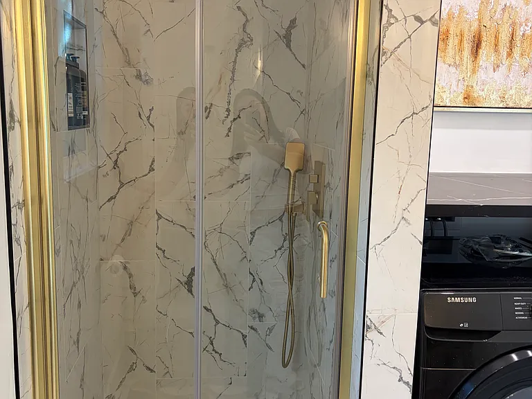 805 E Victoria Ct — Photo 14