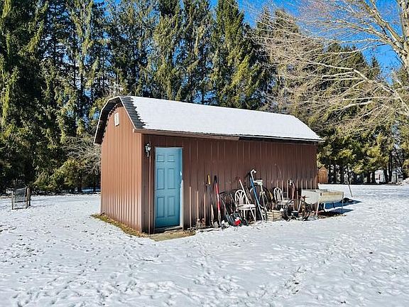 4th image of 327 Beers Rd