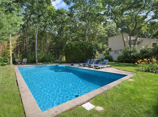 27 Montauk Ave, East Hampton, NY 11937