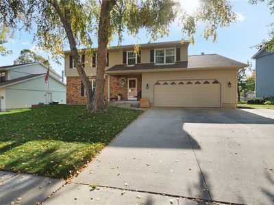 7214 Wilton Dr NE, Cedar Rapids, IA, 52402