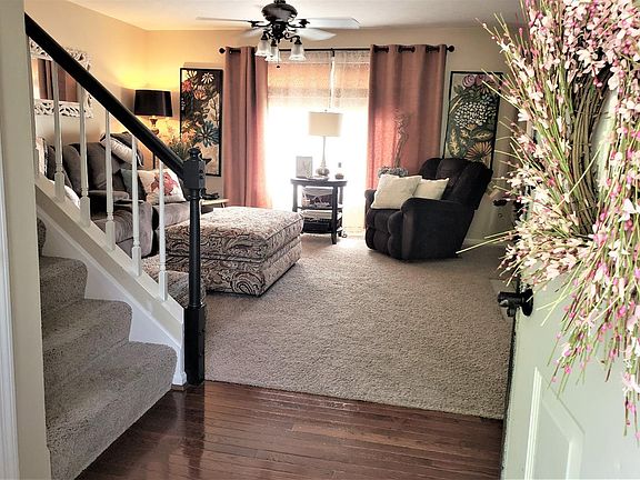 2nd image of 3444 Oakbrook Dr