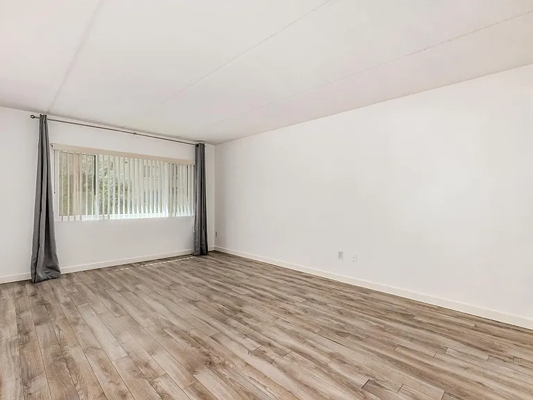 7950 E Camelback Rd #305 — Photo 10