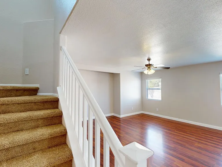 10225 Missouri Meadows St — Photo 15
