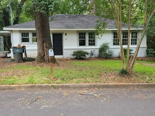 323 Mackechney St, Nacogdoches, TX 75965