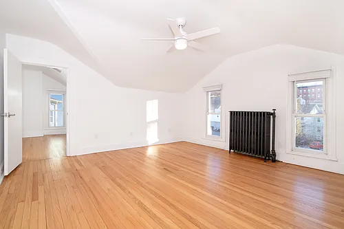 16 Storm St #3 Photo 1