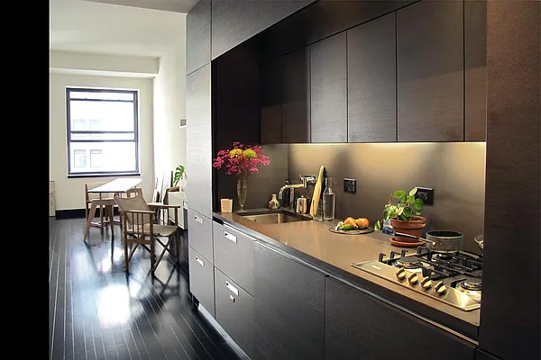 Rented by Corcoran | media 52