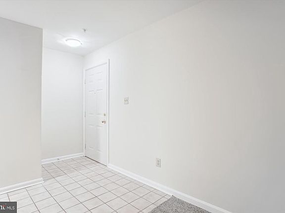 4th image of 4124 Monument Ct Unit 203