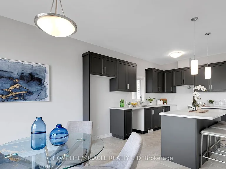 7751 Secretariat Ct — Photo 3