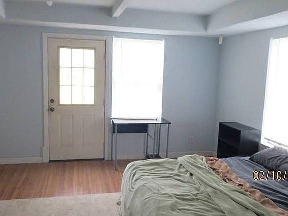 3rd image of 217 Ramsey St