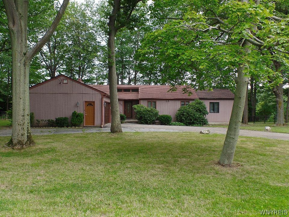 1st image of 1409 Stainton Dr