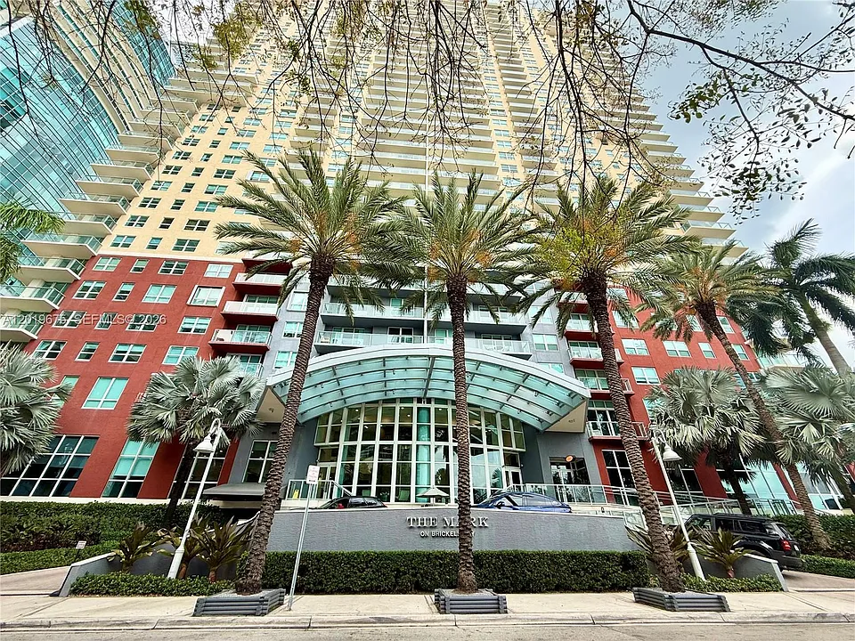 1155 Brickell Bay Dr #1205
