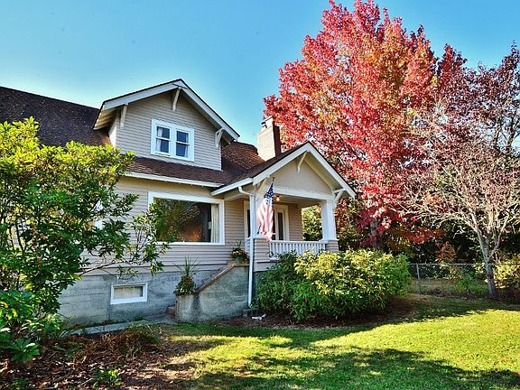 2nd image of 1915 Rainier Ave