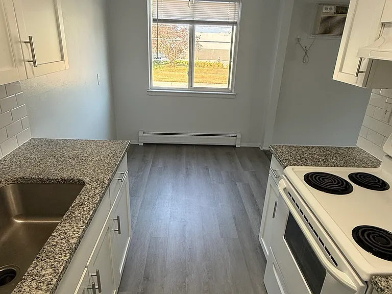 35335 Bakewell St #5 — Photo 2
