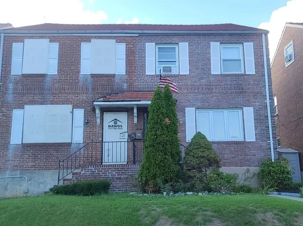 210-21 89th Ave, Queens Village, NY 11427