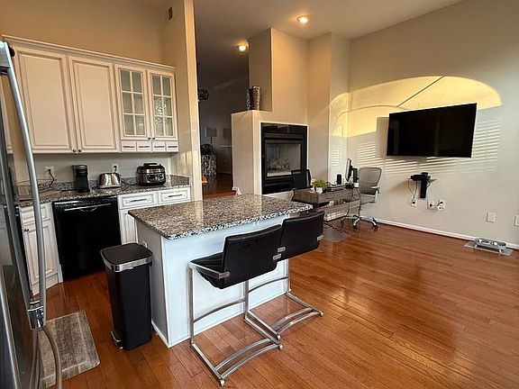 4th image of 15620 William Bayliss Ct
