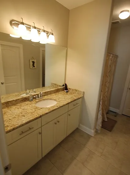 104 Robbins Cir — Photo 9