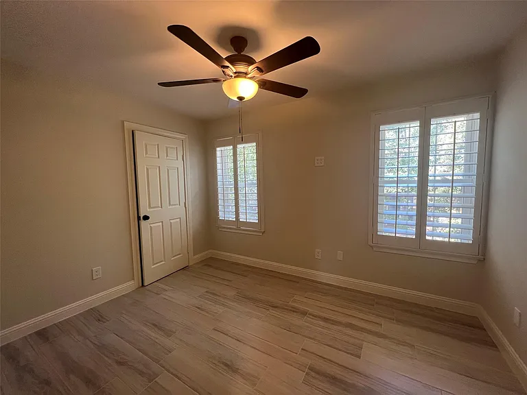 2714 Echo St — Photo 16